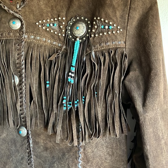 Genuine Leather SCULLY Vest with Conchos and blue beads - Picture 3 of 7